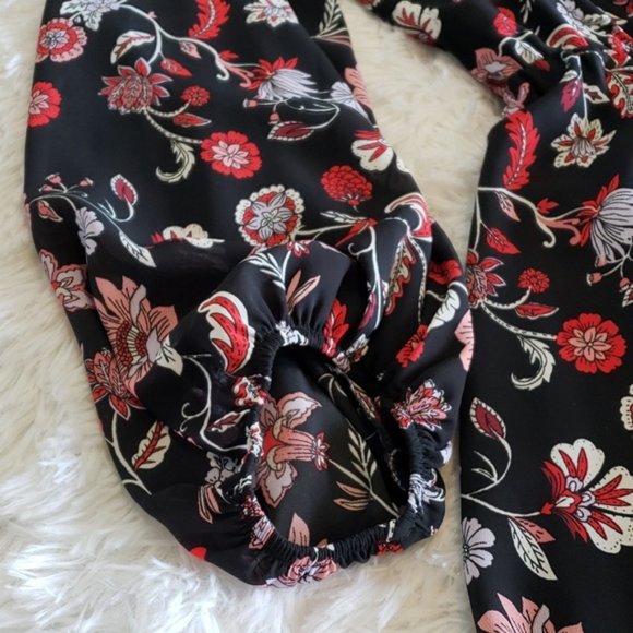 Banana Republic Dress Long Sleeved Black Floral Midi Length Size 8 - Picture 4 of 11